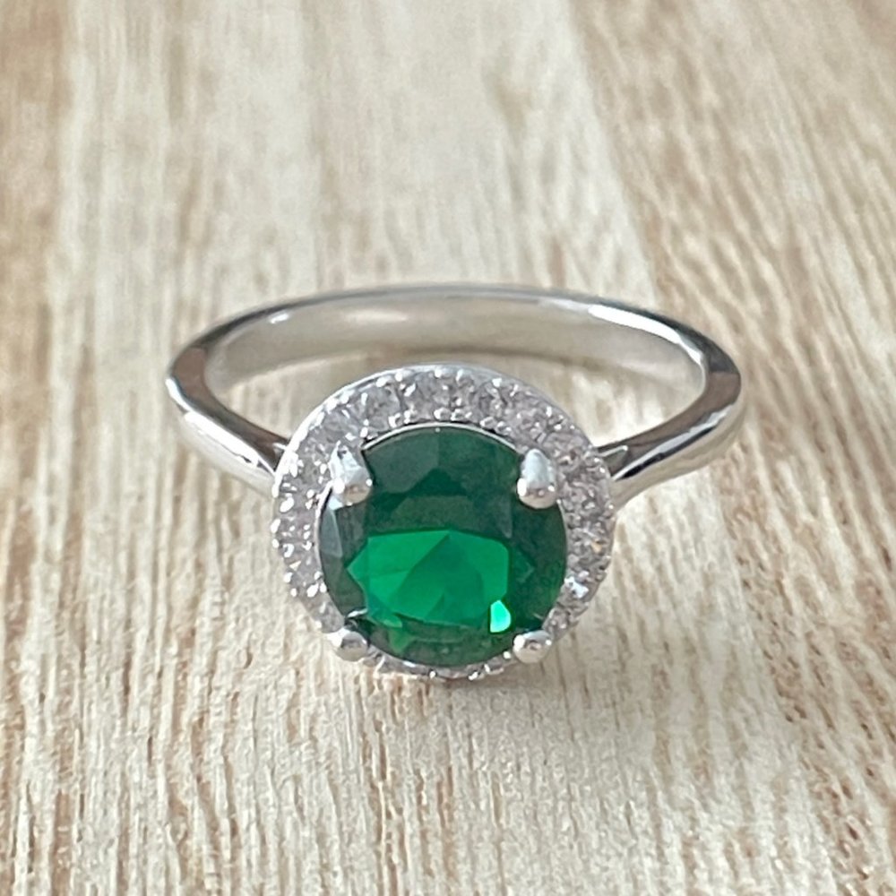 Round Emerald Quartz Halo Ring - 925 Sterling Silver